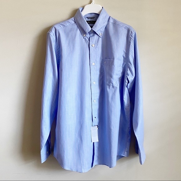 Náutica NWT Men’s Shirt Pin Strikes Long Sleeves Light Blue M - Picture 1 of 8